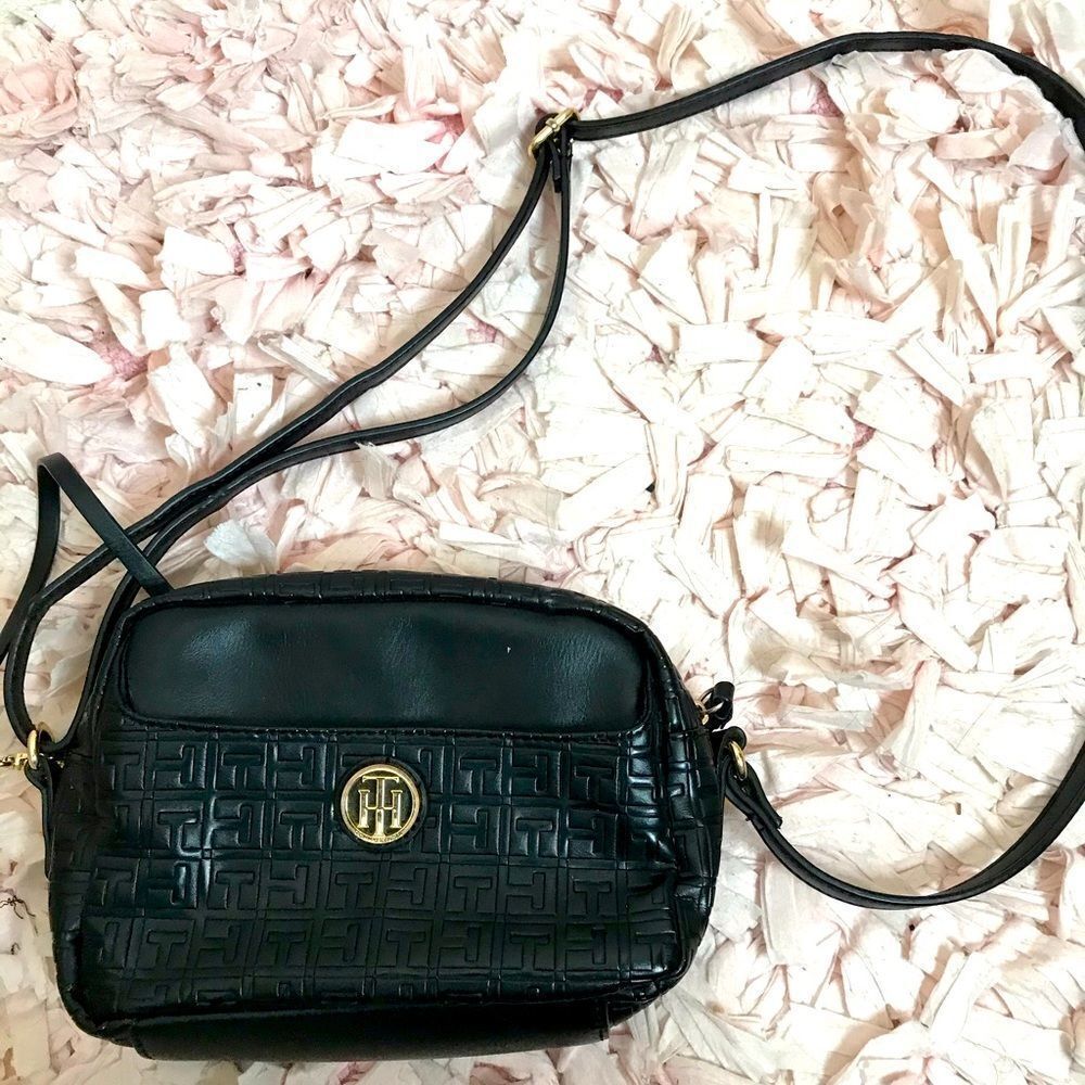 Tommy Hilfiger black logo small crossbody purse‎